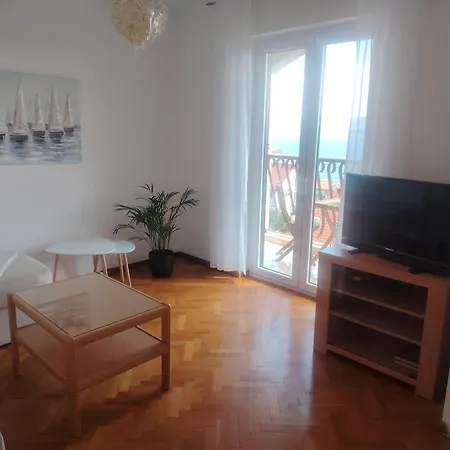 Appartamento Mit Balkon Und Meerblick *